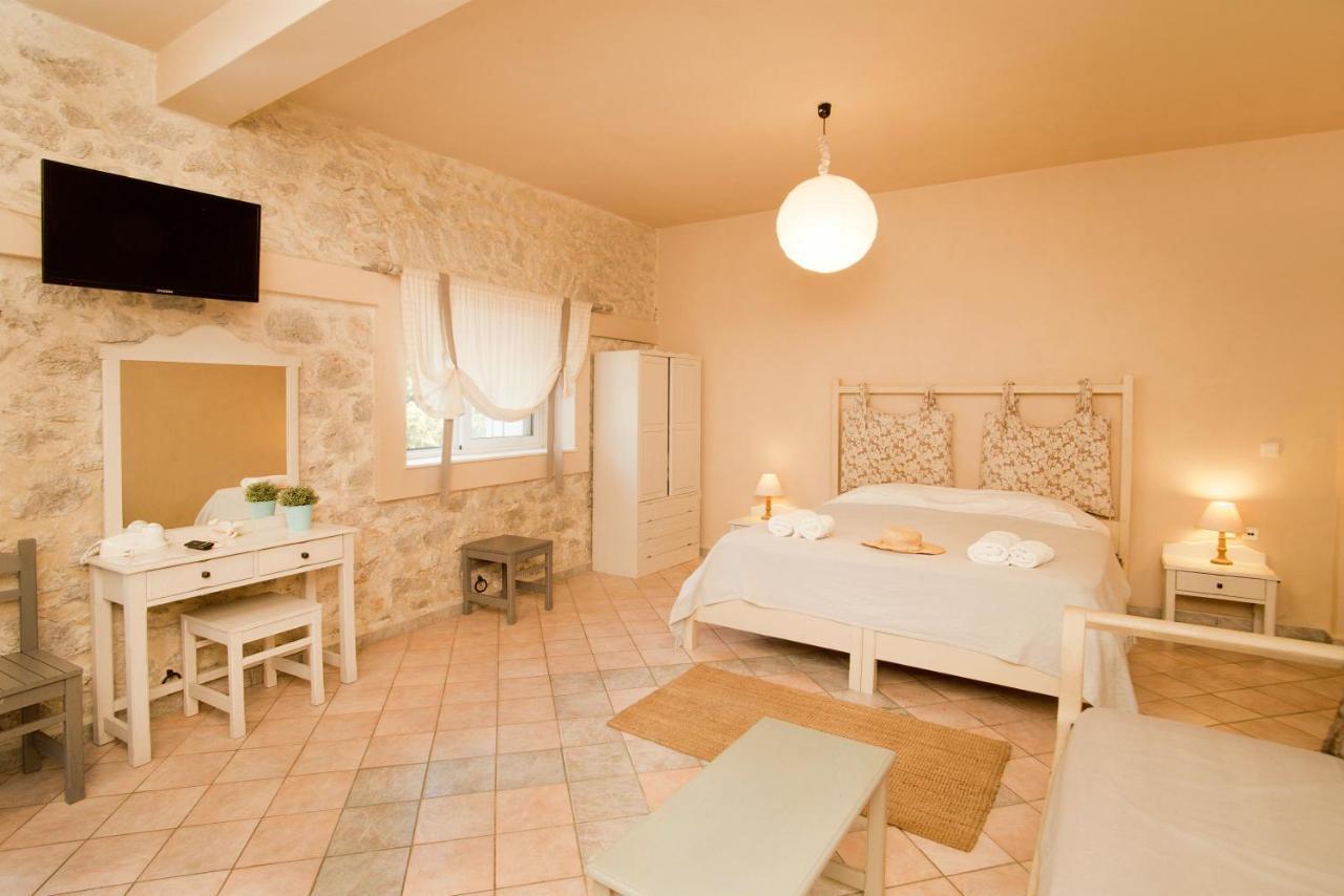 Paloma Luxury Studios Panormos  Bagian luar foto