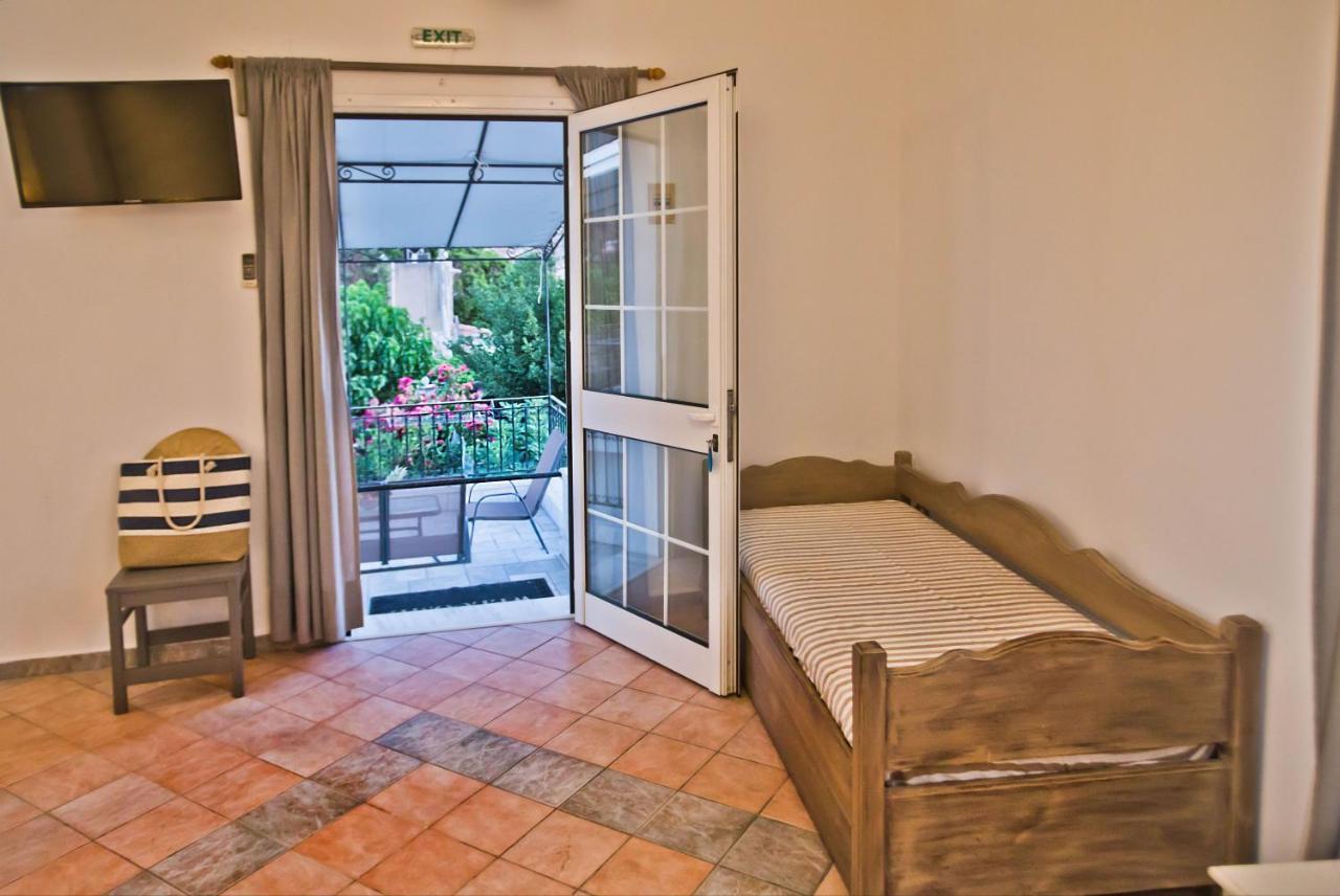 Paloma Luxury Studios Panormos  Bagian luar foto