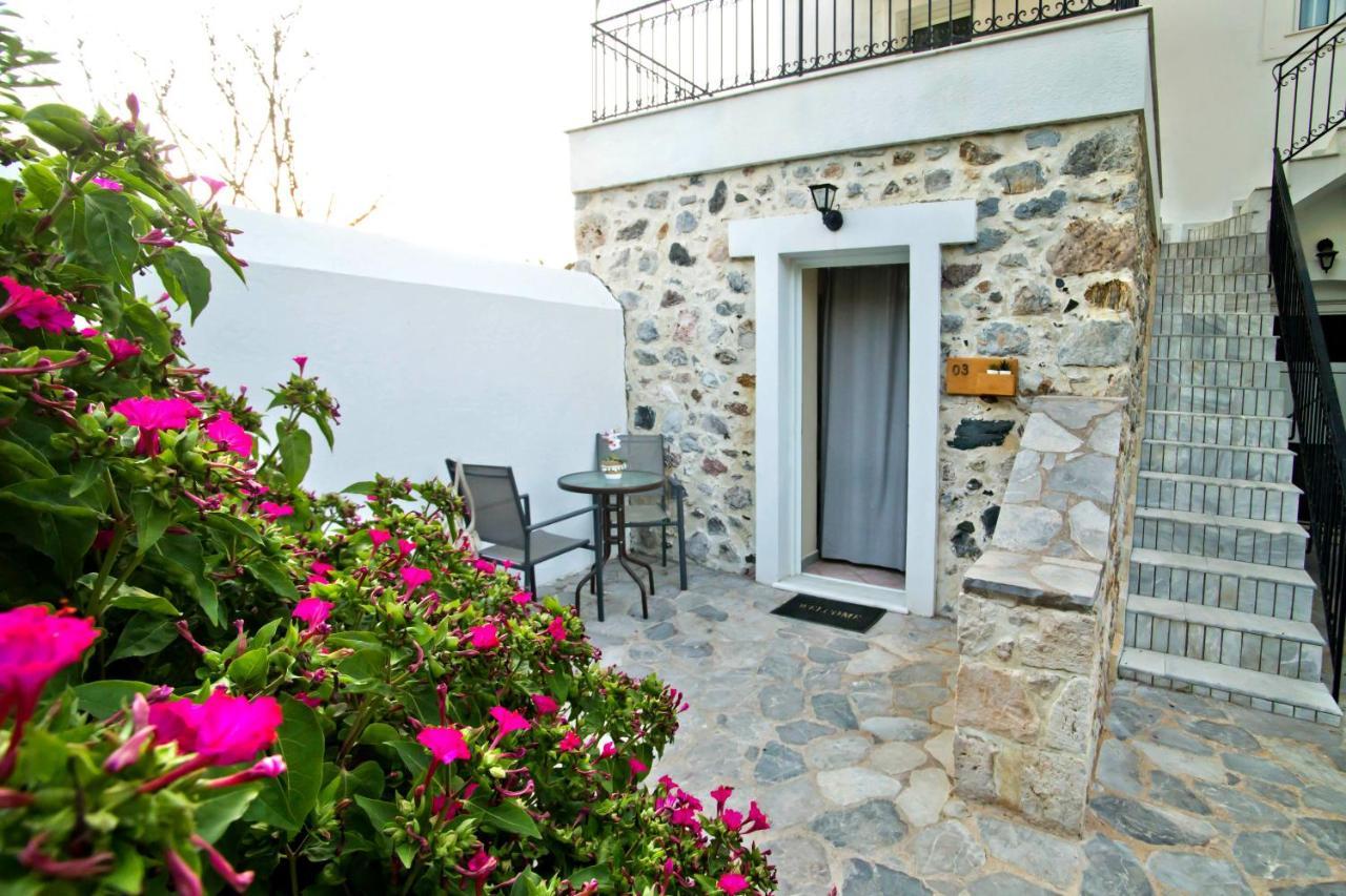 Paloma Luxury Studios Panormos  Bagian luar foto