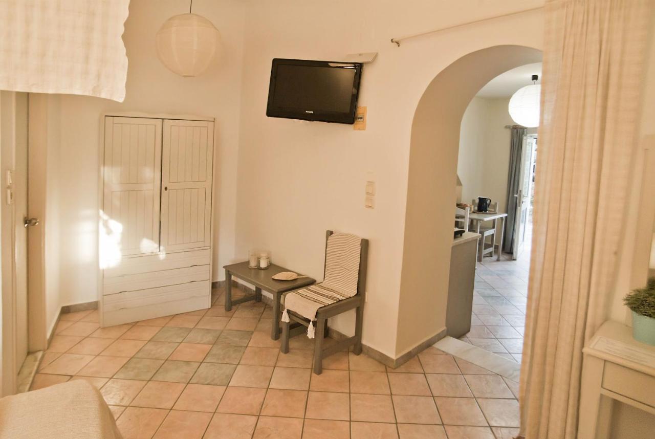 Paloma Luxury Studios Panormos  Bagian luar foto